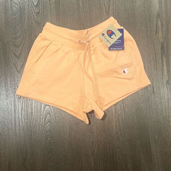 NWT Champion Reverse Weave Shorts - Size M - Picture 1 of 4